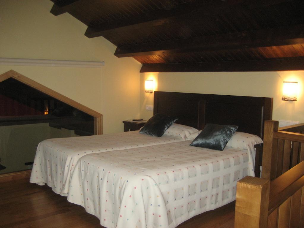 Apartamentos Rurales Romallande Пуерто-де-Веґа Екстер'єр фото